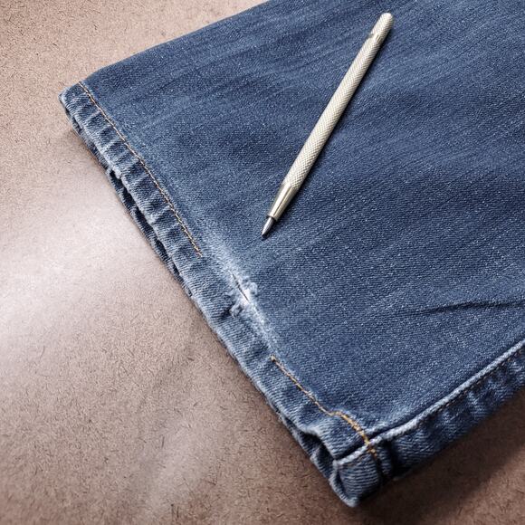 AG Protege Straight Leg Jeans Mens 32x32 Blue Med Wash Classic Casual Denim - Picture 3 of 12